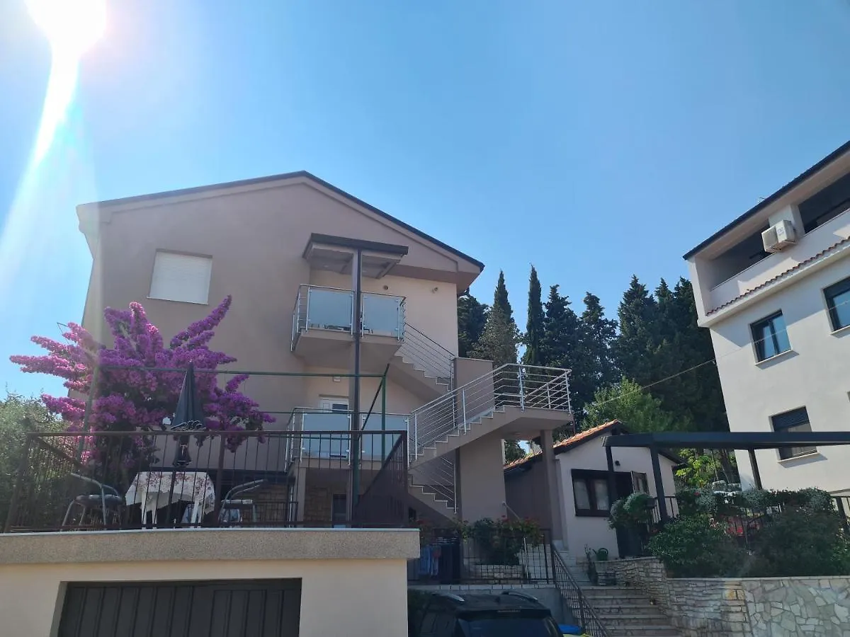 Apartman Pula