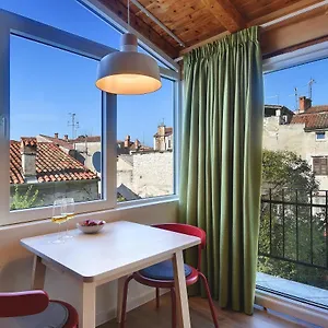  Apartman Apartments Forum
