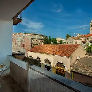 Apartment Apartman Colosseum, Pula